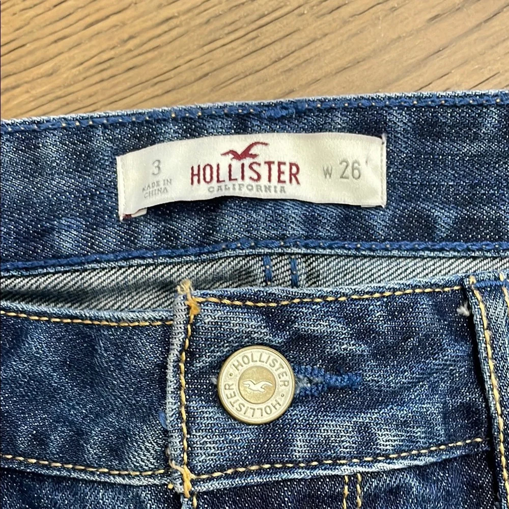 Hollister Y2K Medium Wash Denim Jean Miniskirt Size 26 - Picture 3 of 4